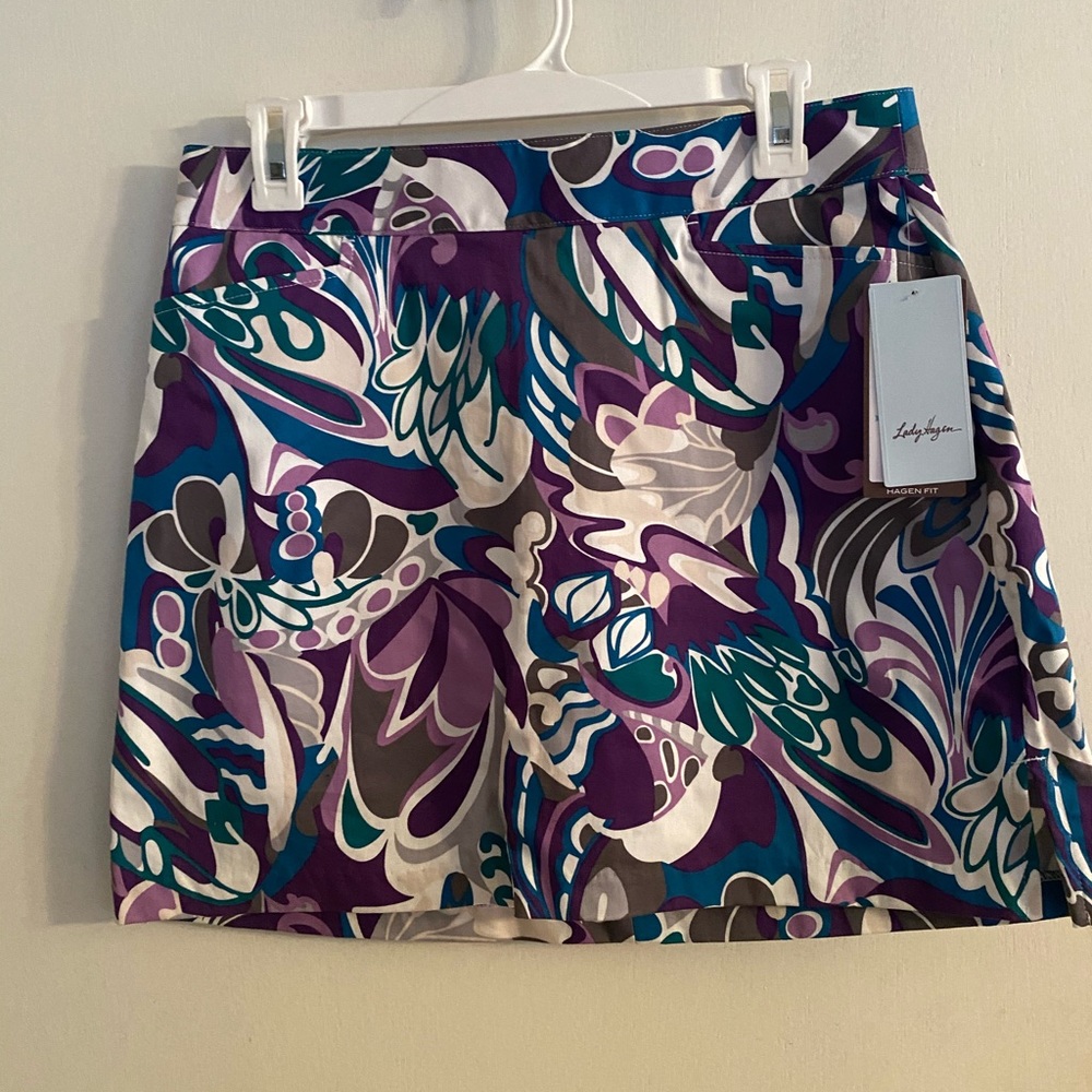 Lady Hagen print golf skort